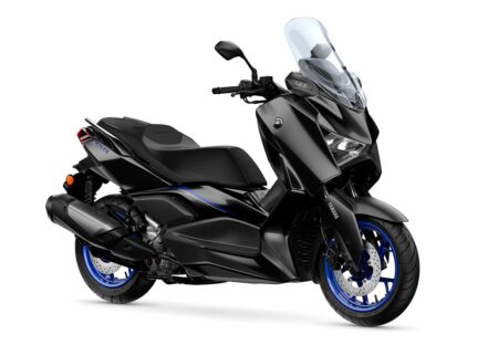 Yamaha XMAX 300